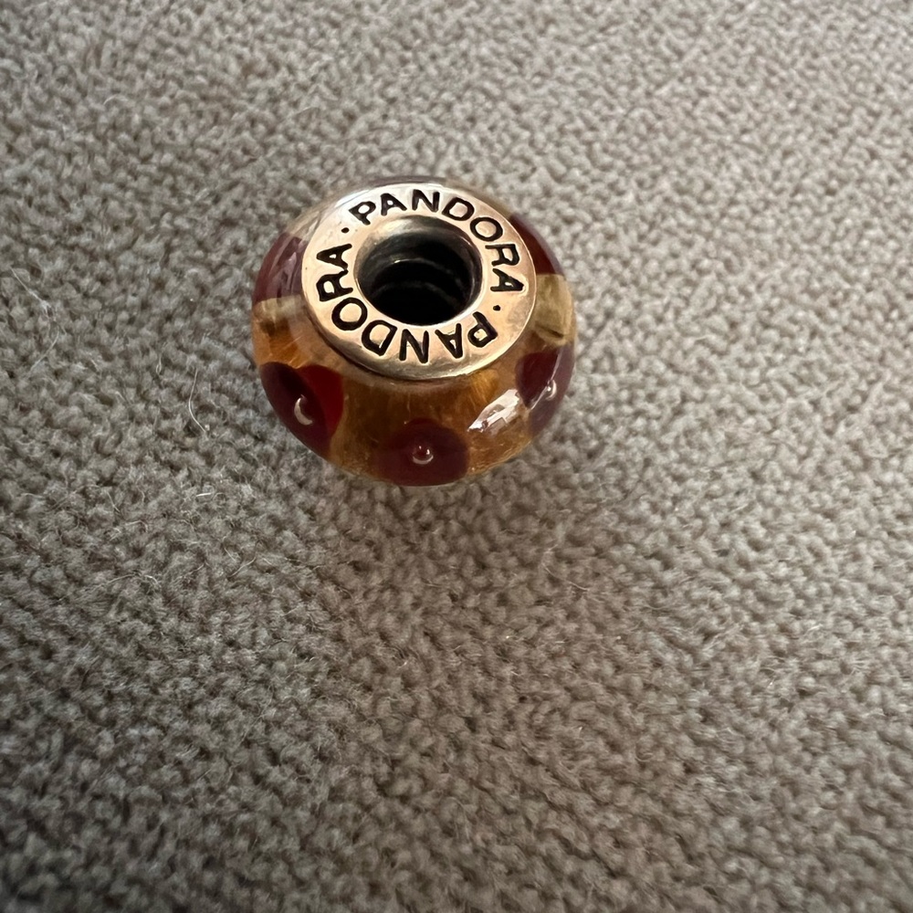 Pandora Charm Murano Gold Design
